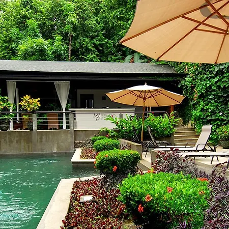 Tulemar Resort 