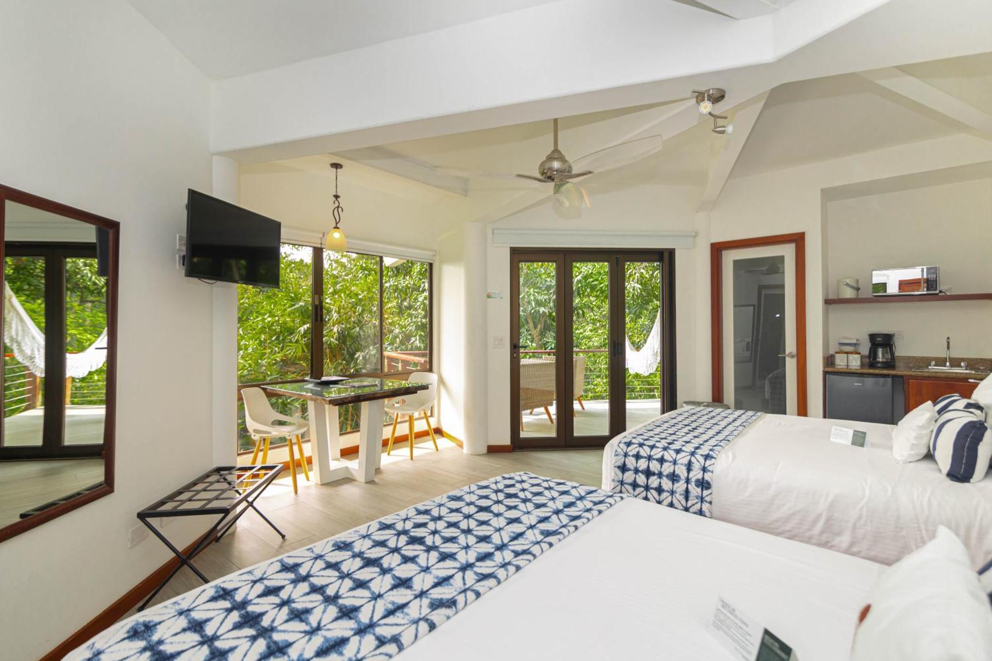 Tulemar Resort