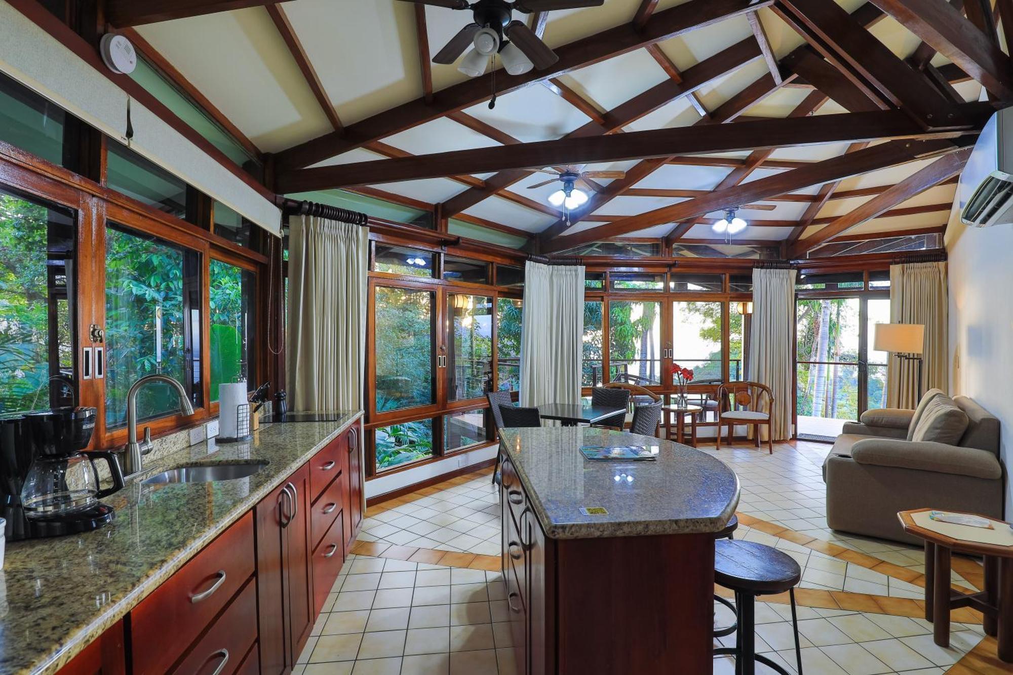Tulemar Resort 5*